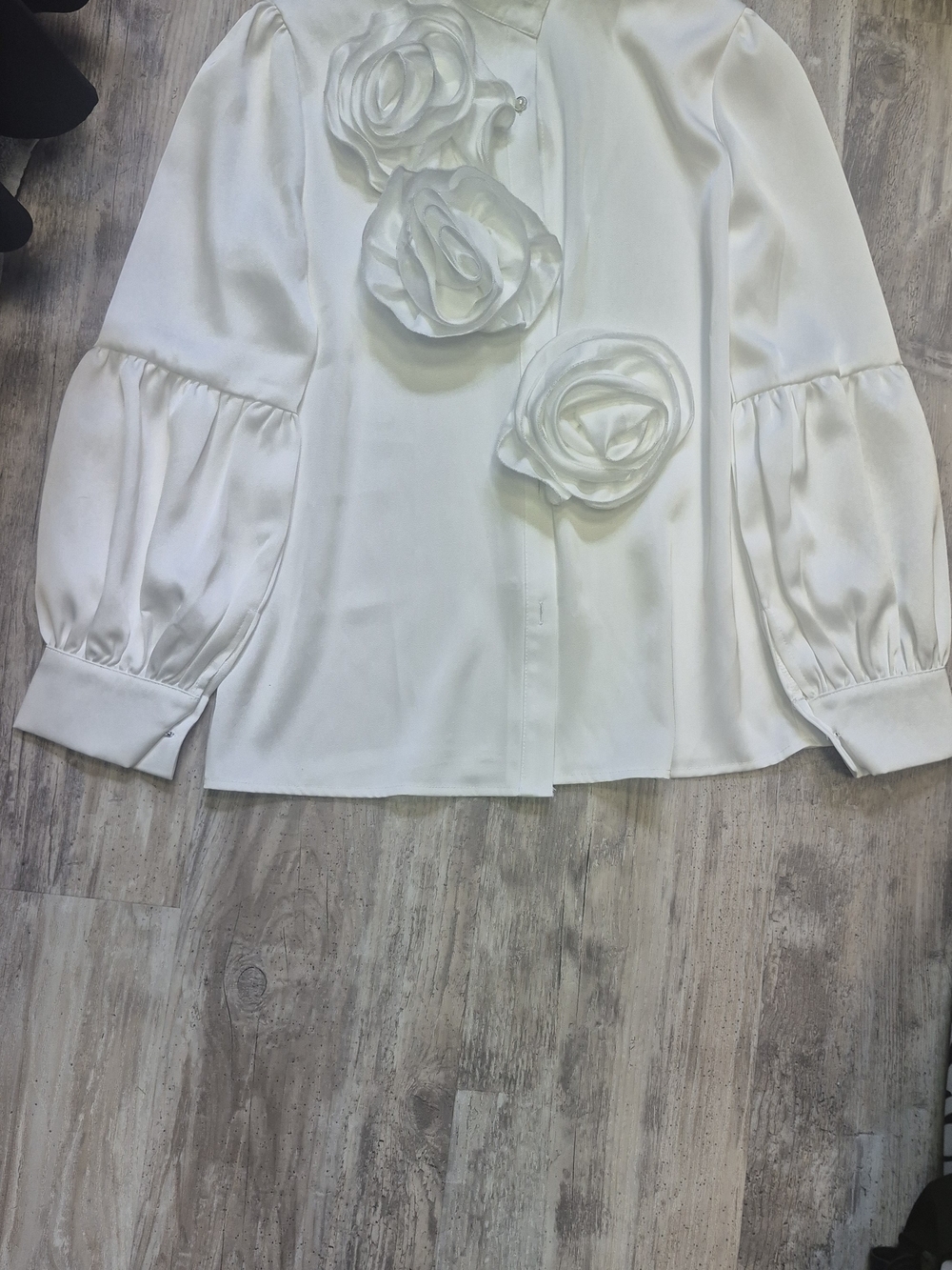Women's White Floral Applique Satin Blouse